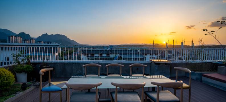 张家界郡澜酒店(天门山索道站店)图片