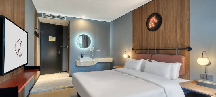 YouU悠游电竞酒店(上海长寿路武宁路地铁站店)图片