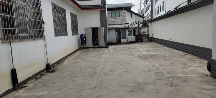 玉龙天羽酒店(丽江高铁店)图片