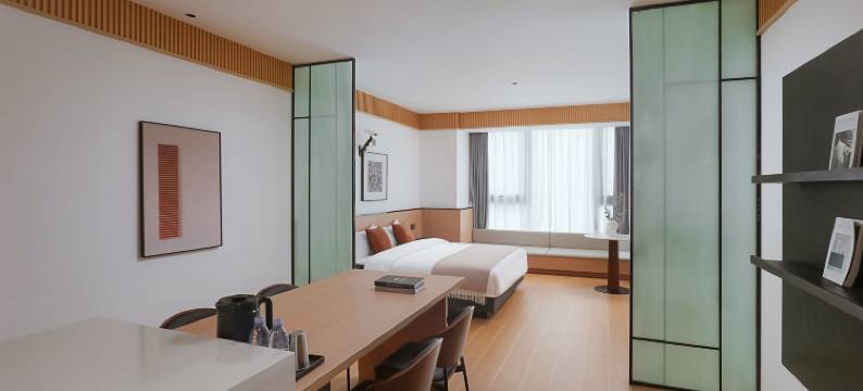 城市之光·观景设计师影院酒店(淮安洪泽武夷广场店)图片