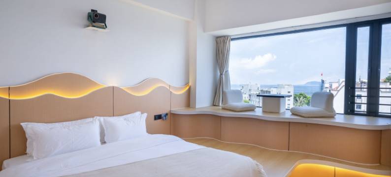 悦湾臻酒店(外伶仃岛店)图片