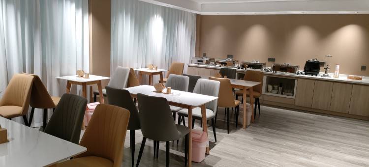 修水修江半岛大酒店(修水联盛购物广场店)图片