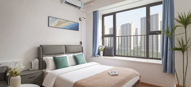 南京逸轩影院民宿(江北山姆青奥体育公园体育馆店)图片