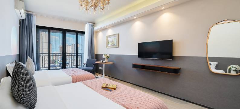 五月精品酒店(信阳东站恒大广场店)图片