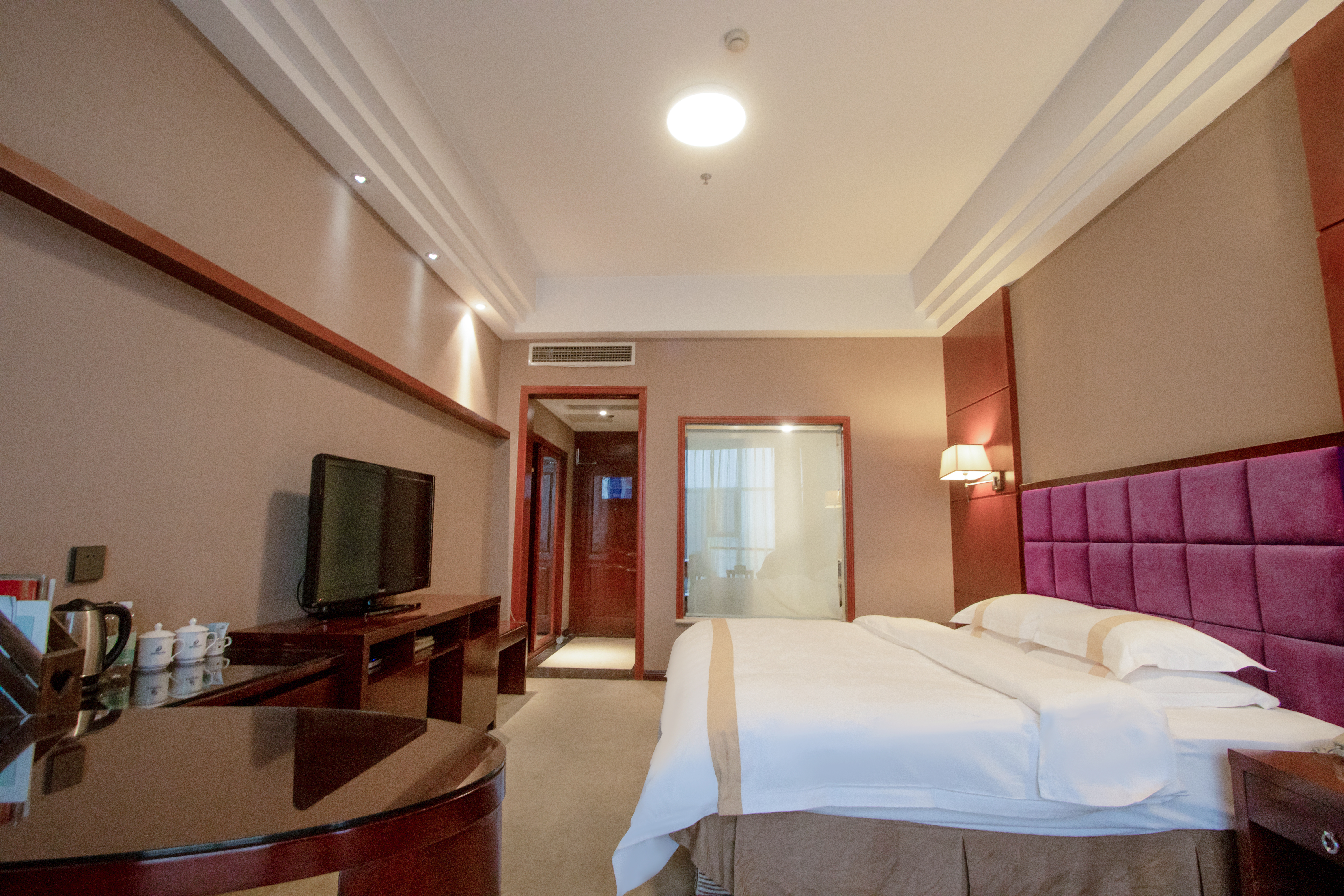 Lingdi International HotelOver view