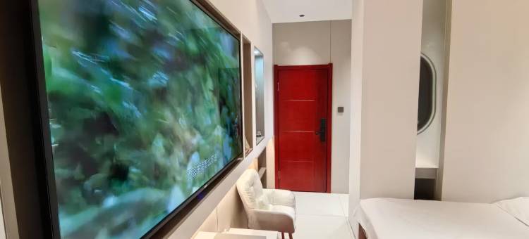 吉林华隆商务宾馆(江城广场天主教堂店)图片