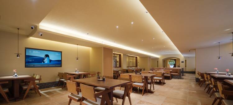 大连中山广场鲁迅路亚朵酒店图片