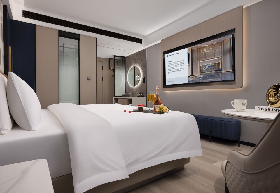 Huanman Hotel (Shaya People's Square Branch) Photo 8