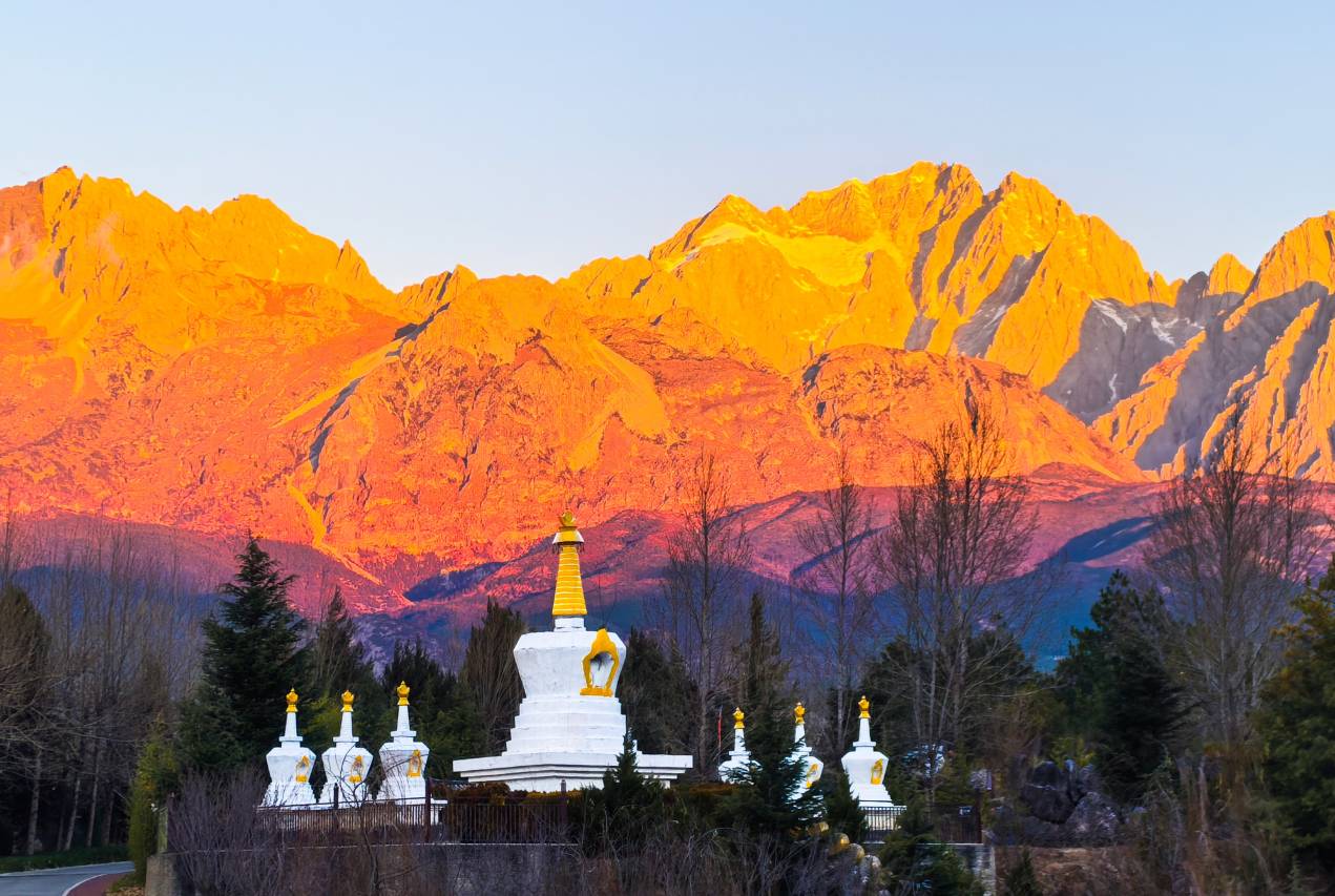 东巴谷丨日照金山·森林秘境·星空木屋度假酒店图片