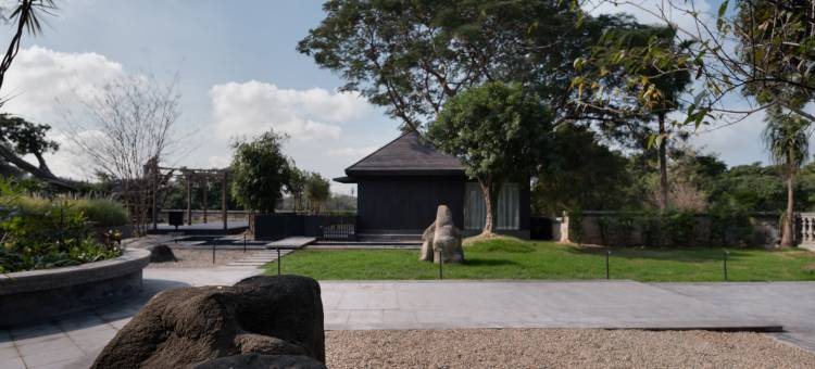 聆感·隐夕2OOOm²庭院酒店图片