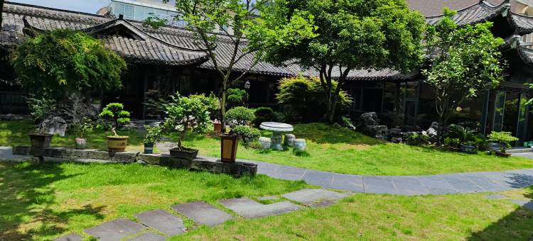 利人堂·徽派隐世庭院美术馆民宿(三宝国际陶艺村店)图片