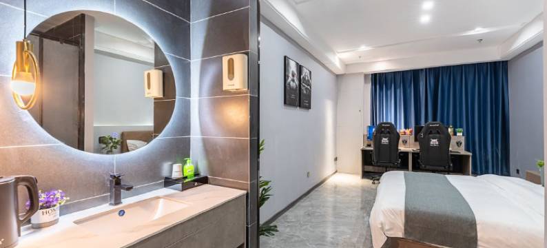 LEO里欧电竞酒店(绍兴镜湖店)图片