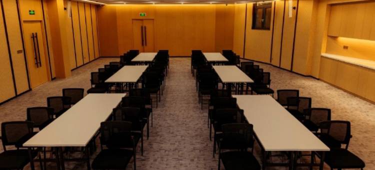 建国璞隐酒店(青岛五四广场青岛大学店)图片