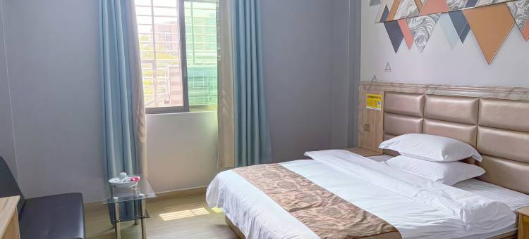 揭阳6+1酒店(潮汕机场店)图片