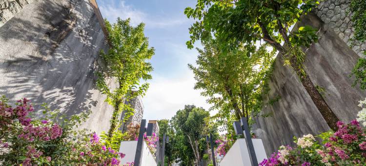 普吉岛月亮湾海景水疗度假村(Phuket Moonlit Bay Seaview  Resort&Spa)图片