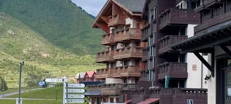 海坨山谷云屿山居图片