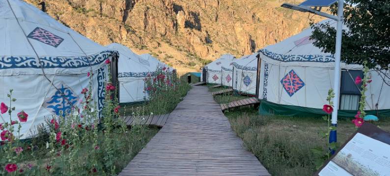 喀拉峻风情园毡房酒店图片