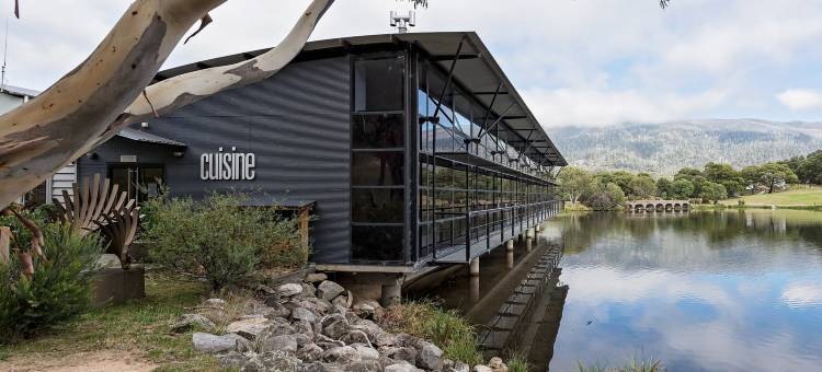 克拉肯巴克湖温泉度假村(Oaks Lake Crackenback Resort)图片