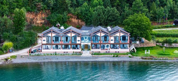 泸沽湖云水山庄(大落水村店)图片