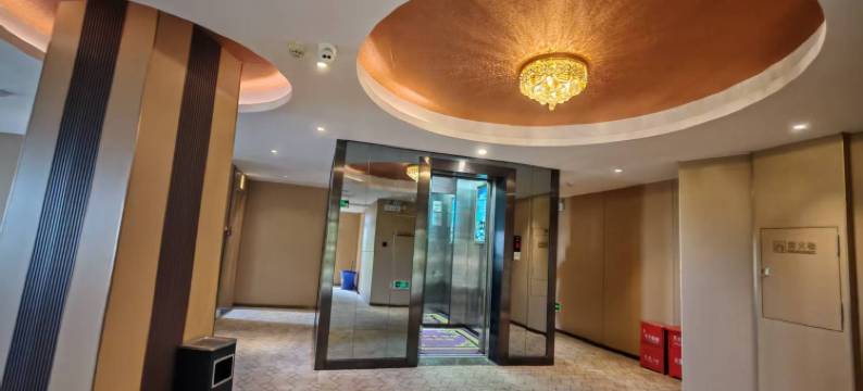 武汉御龙假日酒店(大军山地铁站店)图片