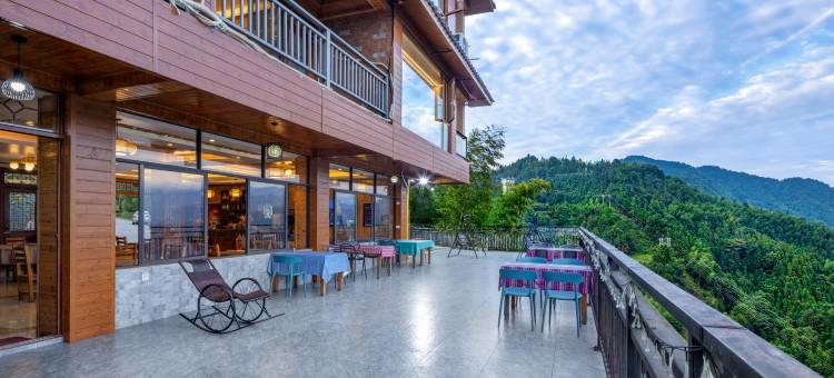 龙脊·云山居民宿(九龙五虎观景台店)图片