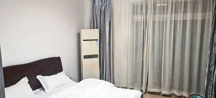 温馨小城民宿(世茂广场店)图片