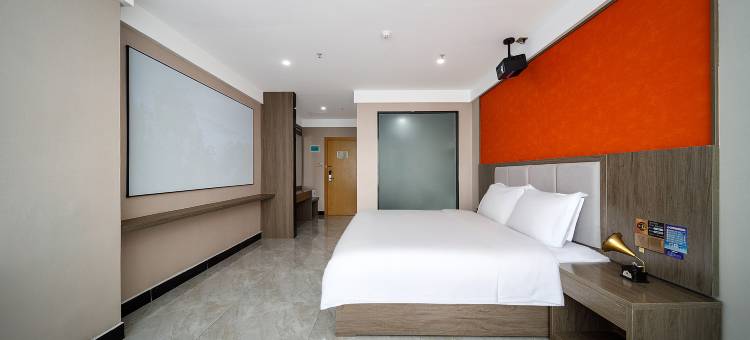 云朵轻语酒店(泰和客运站店)图片