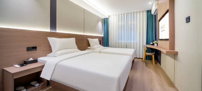 途客轻居酒店(鄠邑区钟楼海福城店)图片