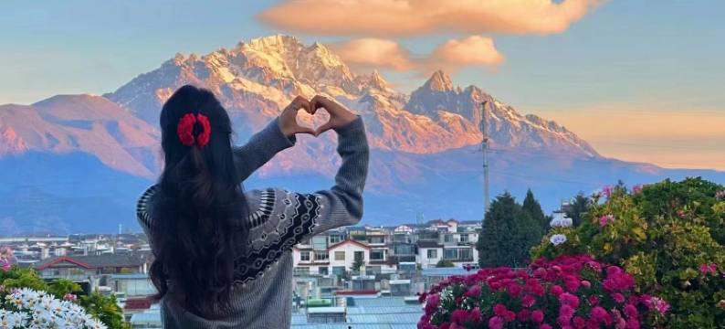 梦里繁花・360°空中花园・云海星潮・Vista古韵轻奢美宿(丽江古城店)图片