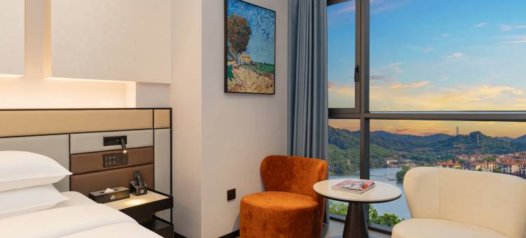 山水云间酒店(夷陵万达广场店)图片