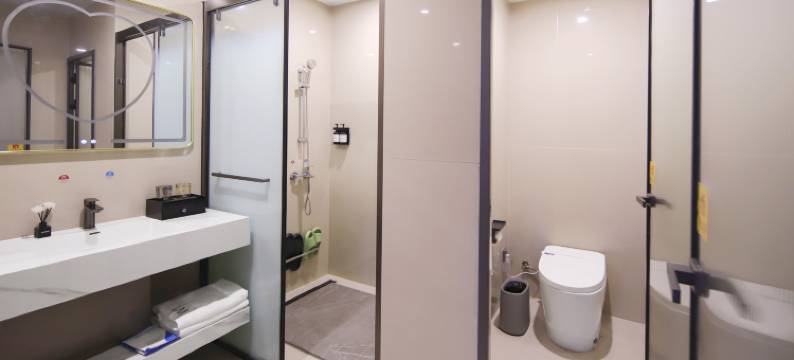 乐至乐曼酒店图片