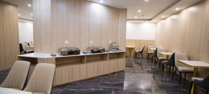 唯庭酒店(上海虹桥威宁路地铁站店)图片