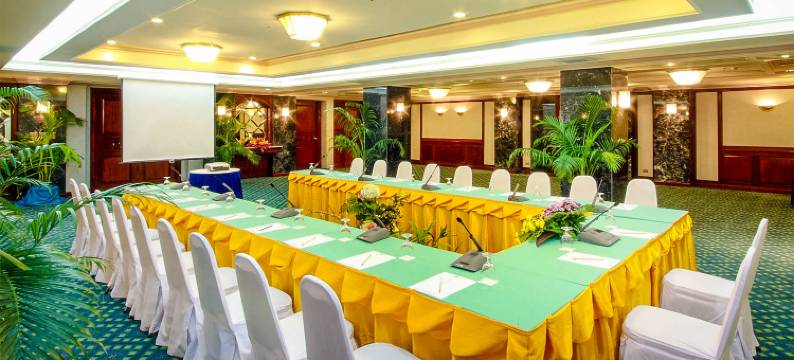 普吉岛芭东度假酒店(Patong Resort Hotel)图片