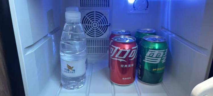 易佰酒店(上海同济大学新华医院店)图片