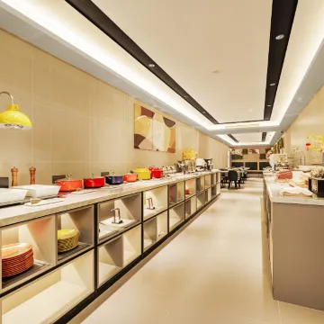 如家商旅酒店（阳泉兴隆步行街滨河新天地商业广场店）