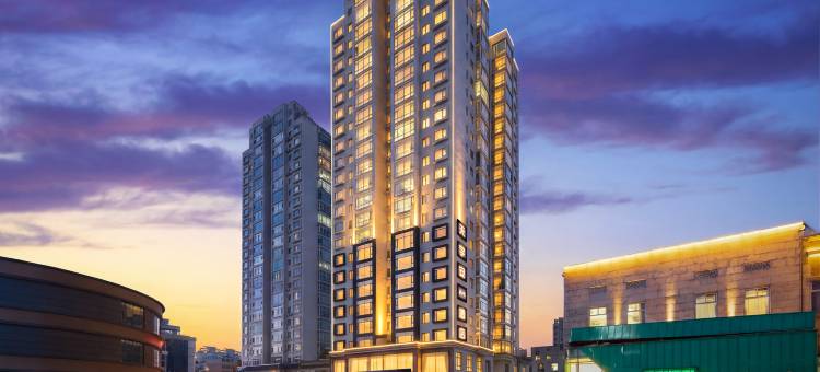 天宇安艺术酒店(丹东火车站鸭绿江断桥店)图片