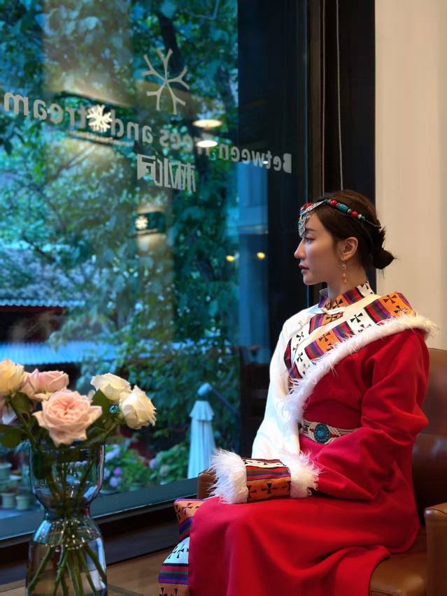 九寨沟林水间轻奢美宿图片