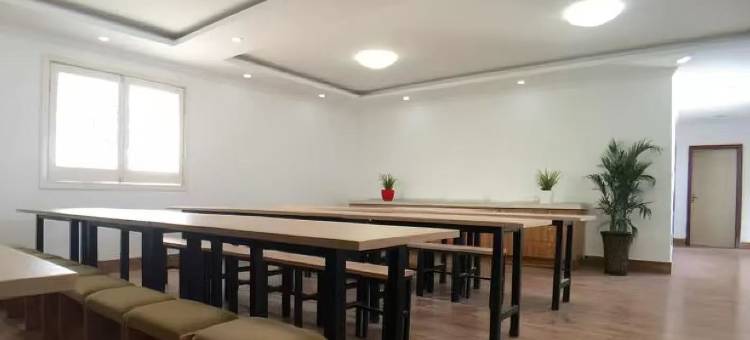 易佰良品酒店(开封鼓楼广场大相国寺店)图片