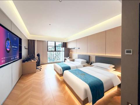 奇遇电竞酒店(宝莲寺泰隆商业街店)