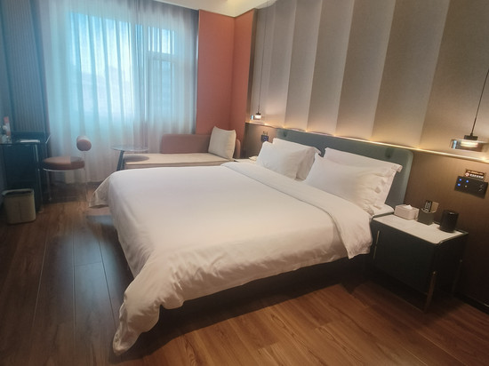 瑞·星海酒店