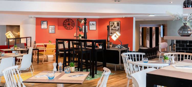 巴黎吕埃尔马尔迈松诺富特酒店(Novotel Paris Rueil-Malmaison)图片