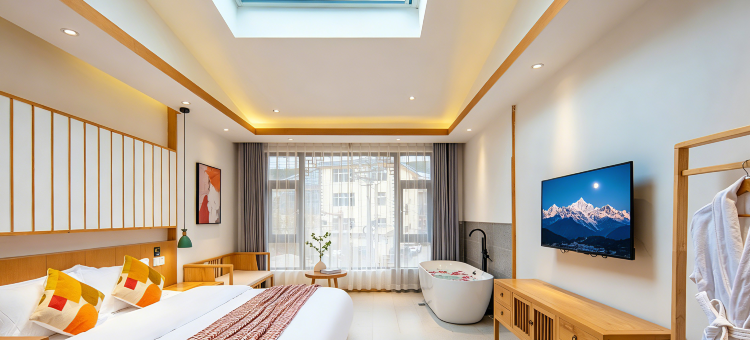 景悦▪观城｜LUXURIOUS●CHICPRIVATE富氧供暖民宿(独克宗古城店)图片