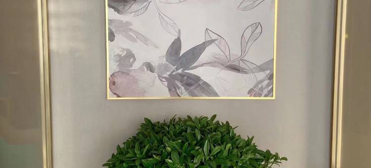 白玉兰酒店(石家庄勒泰中心平安大街地铁站店)图片