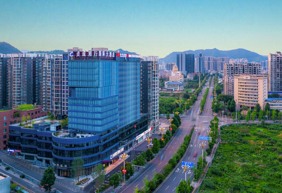贞成湘行国际大酒店外景图