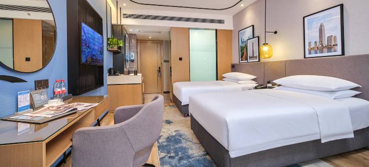 长沙岳麓金融中心华美达酒店图片