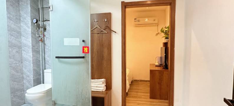 鑫怡商务宾馆(郑州锦艺城中原万达店)图片