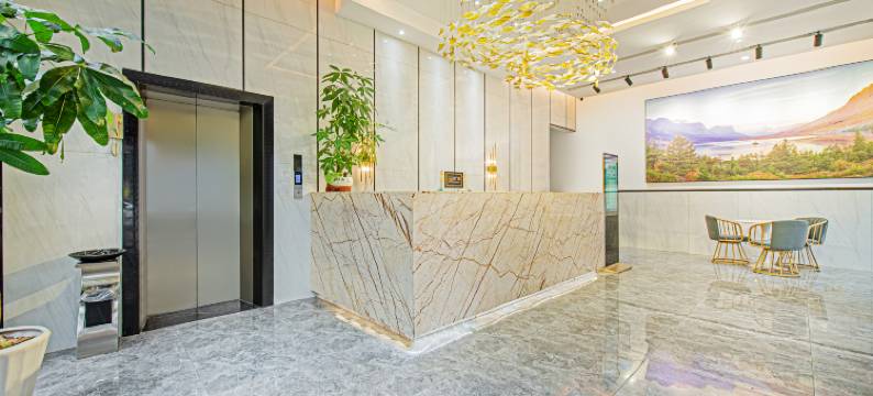 铭乐精品酒店(深圳宝安体育馆翻身地铁站店)图片