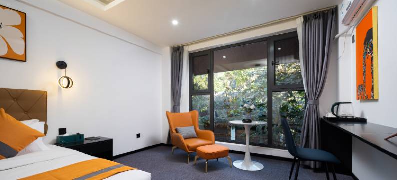 西双版纳清莱设计师酒店(星光夜市店)图片