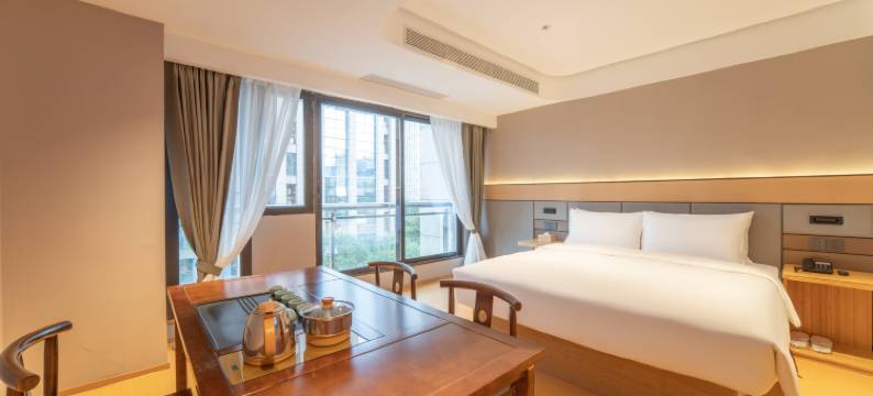 重庆文柏酒店公寓(两江幸福广场光电园店)图片