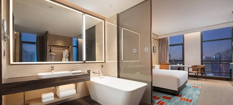 成都中航明宇尚雅酒店(凤凰山体育公园店)图片